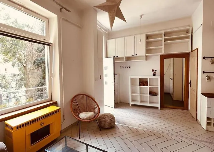 Chestnut Home - A Charming And Warm Feel Place